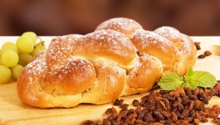 Козунакът е питателен и вкусен символ на Великден Козунакът е питателен и вкусен символ на Великден