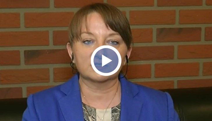 "Не внасяме вот на недоверие, за да се убедят гражданите сами в несъстоятелността на това управление", каза Сачева