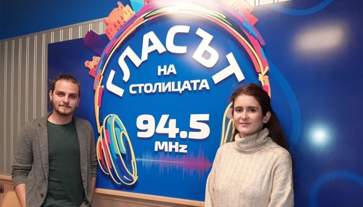 Липсва фокус и реална концепция за това как управляващите да комуникират, заявиха политолозите Дария Лора Дачева и Емил Николов Липсва фокус и реална концепция за това как управляващите да комуникират, заявиха политолозите Дария Лора Дачева и Емил Николов