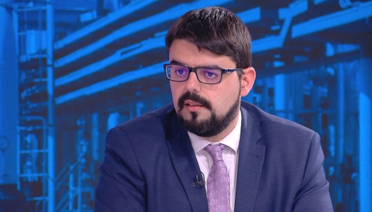 „Може да се внесе газ както от Гърция, така и от Румъния", заяви Мартин Владимиров „Може да се внесе газ както от Гърция, така и от Румъния", заяви Мартин Владимиров