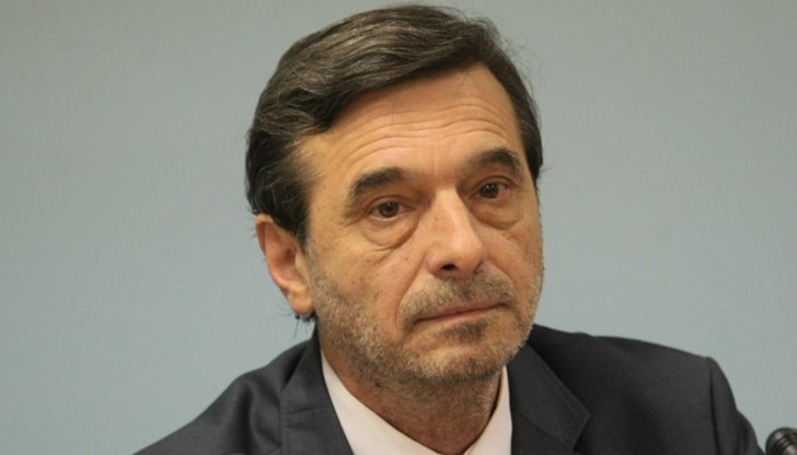 Продължаваме да закриваме собствените си източници, защото ще кажем на слънцето как да свети