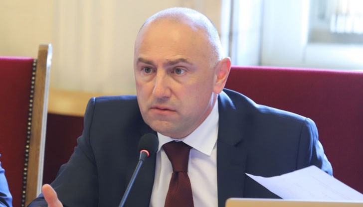 Кандидатът за управител на БНБ коментира разследването на BIRD и журналиста Иван Бакалов