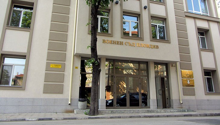 Илиев и Узунов бяха подсъдими за хулиганство заради инцидент отпреди три години и половина, след който подадоха оставки