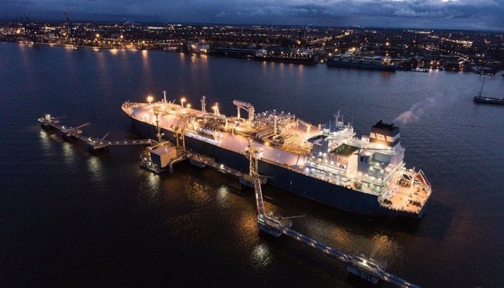 Руският газ е заменен от втечнен, а терминалът в града Клайпеда и корабът, които го осигуряват, се казват "Независимост" Руският газ е заменен от втечнен, а терминалът в града Клайпеда и корабът, които го осигуряват, се казват "Независимост"