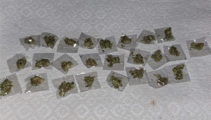 Специализирана полицейска операция в квартал Аспарухово