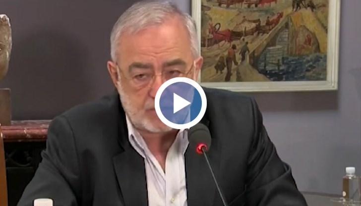 Причината - проведеният конкурс за назначаване на нов директор на културния институт, който Мариус Донкин нарече „лъжовен" и обеща да оспорва резултатите