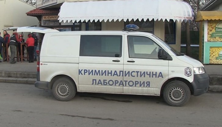 Извършен е оглед на местопроизшествието, при който са установени следи от горене само в леглото и по трупа, а по стаята не е имало други щети Извършен е оглед на местопроизшествието, при който са установени следи от горене само в леглото и по трупа, а по стаята не е имало други щети