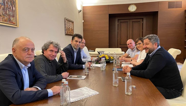 Заради безхаберието си четворната коалиция ще изгуби парламента Заради безхаберието си четворната коалиция ще изгуби парламента