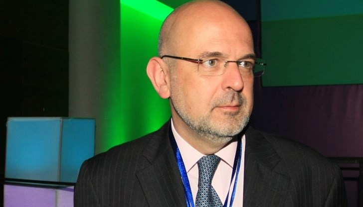 Към настоящия момент Лингорски е главен икономист на Българската банка за развитие