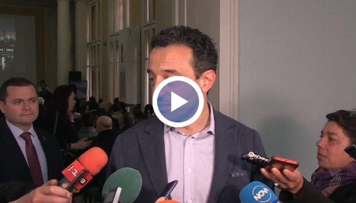 Министърът на иновациите и растежа присъства на конференция на тема „Иновации и растеж: Русе“