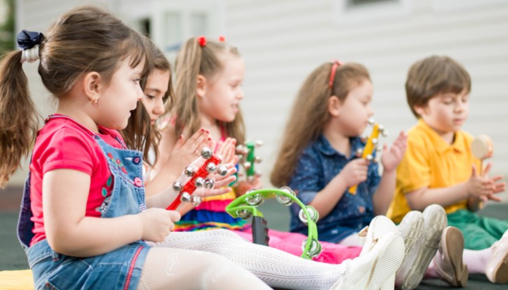 Според някои родители в детските ясли изобщо не бива да има е-устройства и телевизори