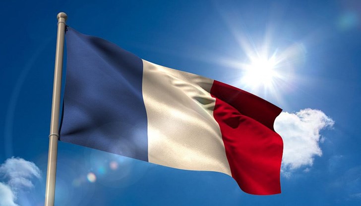 Фаворити във вота са Еманюел Макрон и Марин Льо Пен Фаворити във вота са Еманюел Макрон и Марин Льо Пен