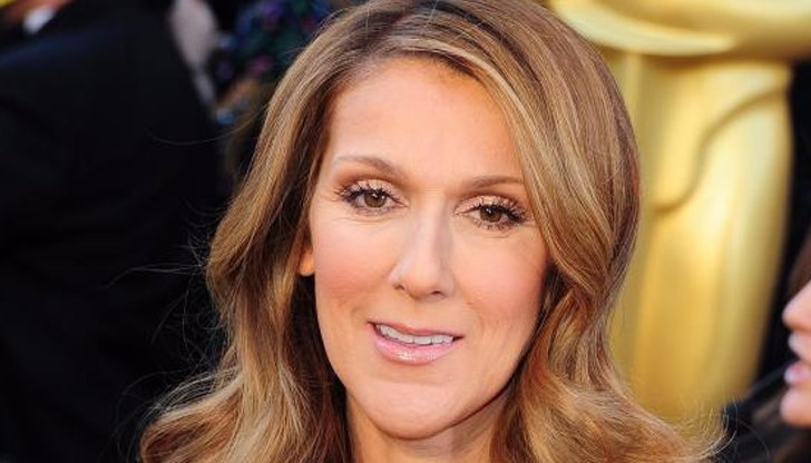 "Така съжалявам, че се налага да променя отново датите за европейското турне - първият път беше заради пандемията, а сега е заради здравето ми", посочва 54-годишната певица "Така съжалявам, че се налага да променя отново датите за европейското турне - първият път беше заради пандемията, а сега е заради здравето ми", посочва 54-годишната певица