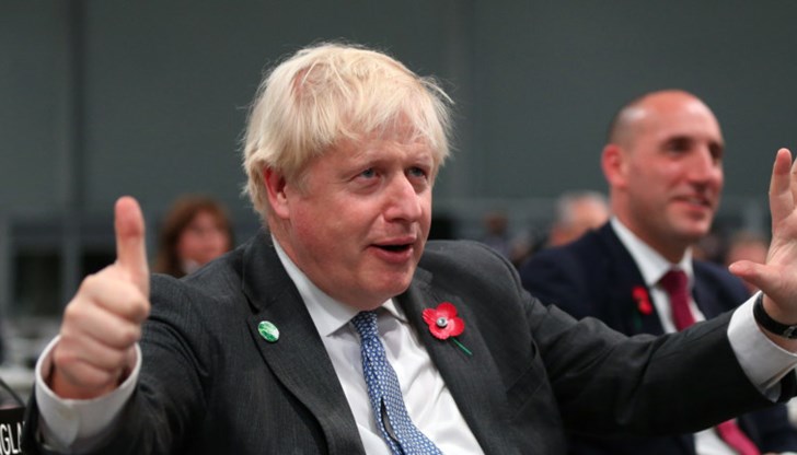 Британският премиер отново се извини в Камарата на общините за нарушаването на правилата на локдауна, за което получи глоб