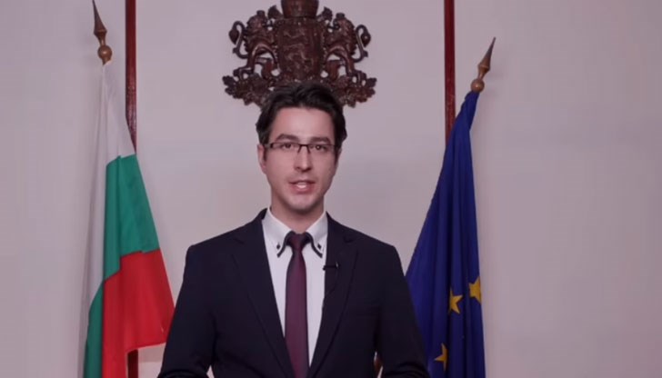 За арогантността на администрацията ви ли да благодаря? За липсата на перспектива ли?