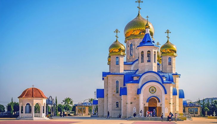 Отпадат маските на открито, на много места вече няма да се изисква и Covid сертификат Отпадат маските на открито, на много места вече няма да се изисква и Covid сертификат