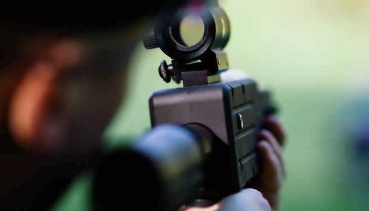 При стрелбата по-голямото момче е получило охлузна рана с кръвонасядане, а другото - драскотина При стрелбата по-голямото момче е получило охлузна рана с кръвонасядане, а другото - драскотина