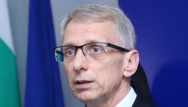 Учебната година ще започне на 15 септември с нова учебна програма, съобщи министърът Учебната година ще започне на 15 септември с нова учебна програма, съобщи министърът