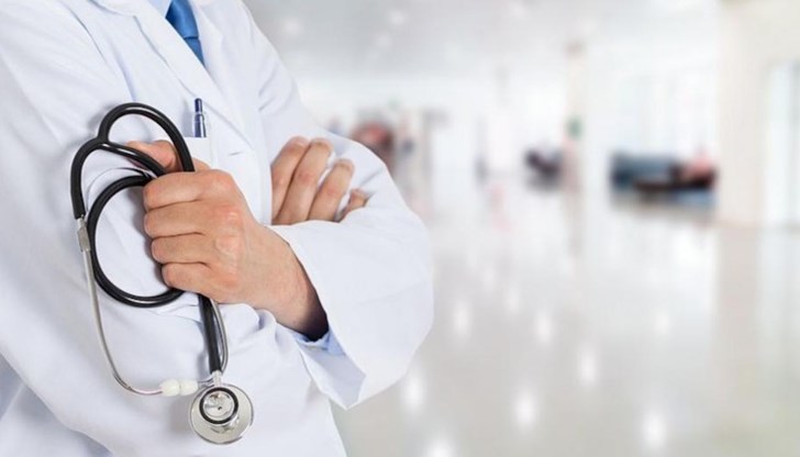 Вследствие на нанесения му удар, ортопедът получил оток в областта на лицето Вследствие на нанесения му удар, ортопедът получил оток в областта на лицето