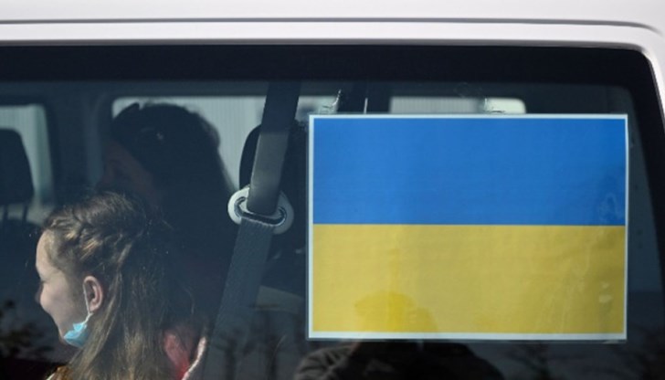 От вчера има сериозно засилване на поток от бежанци и на "Дунав мост" - Русе