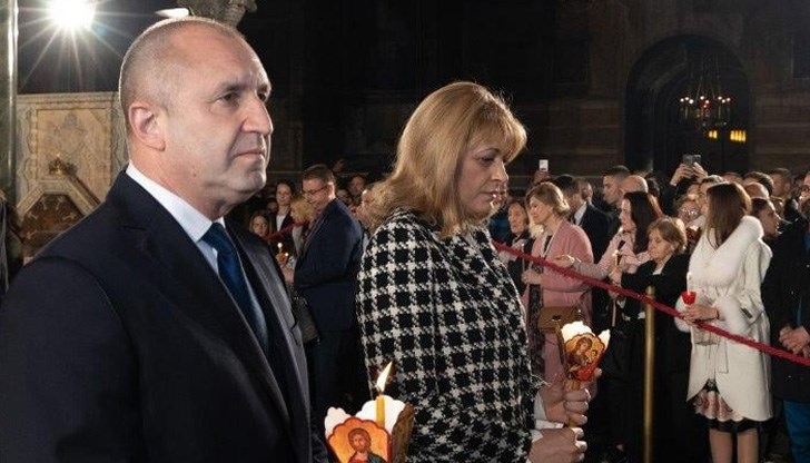 Президентът присъства на среднощната Великденска служба в Патриаршеска катедрала "Св. Александър Невски"