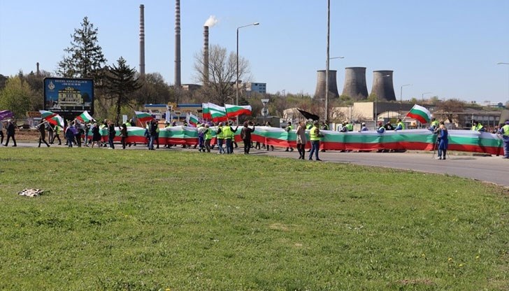 Протести затварят утре Русе - Бяла и кръговото на "Дунав мост"