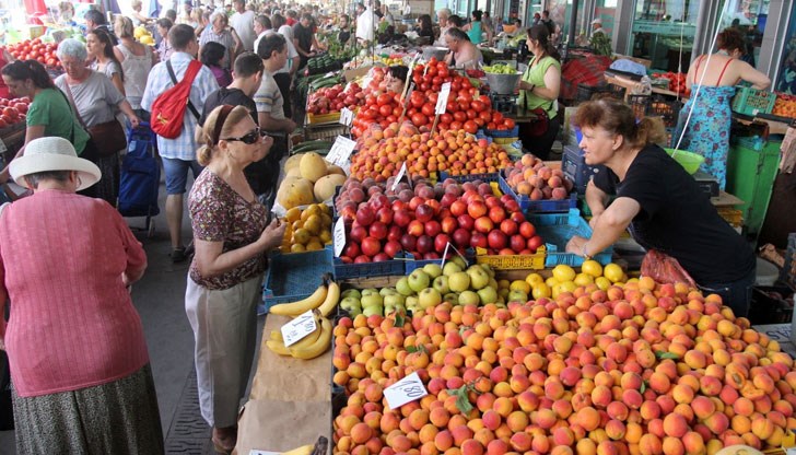 Цените на козунака скочиха с повече от 2 лева спрямо миналогодишните през Страстната седмица Цените на козунака скочиха с повече от 2 лева спрямо миналогодишните през Страстната седмица