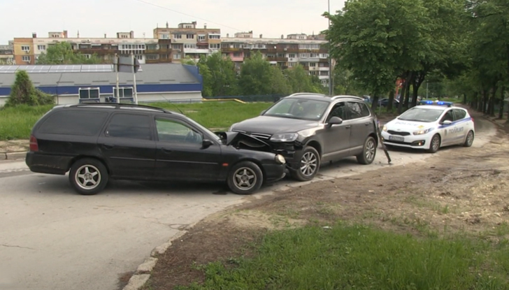 Инцидентът е станал малко след 8:30 часа тази сутринКатастрофа край