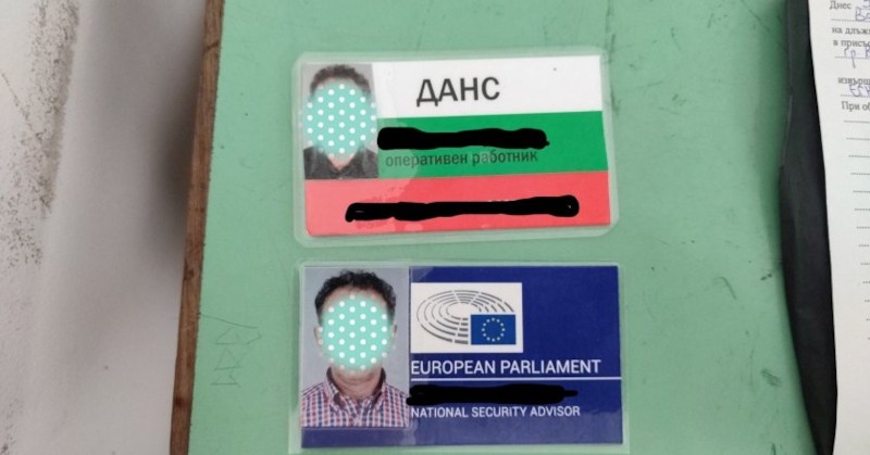 Полицията във Варна задържа 53-годишен мъж, който обещавал да осигури