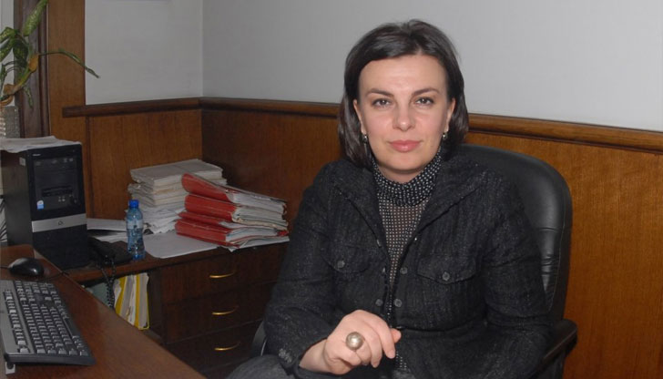 Според нея институциите не бива да се употребяват като бухалки"Сложните