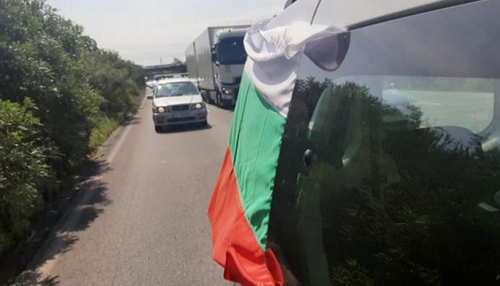 Камионите ще се движат с 20 км/ч от "Дунав мост"