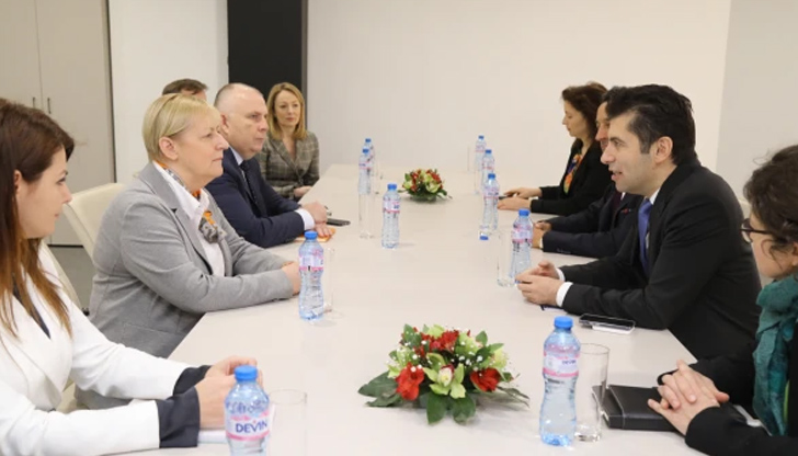 Потенциала за засилване на сътрудничеството с Amazon и Google обсъди