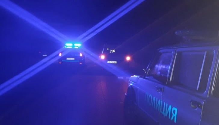 Трима са задържани за притежание на наркотични вещества след проверка