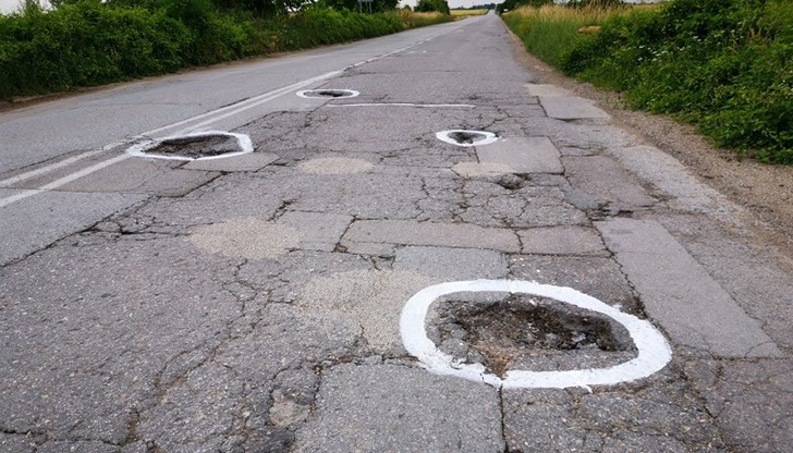 Премиерът, представители на МВР, АПИ и експерти се събраха в