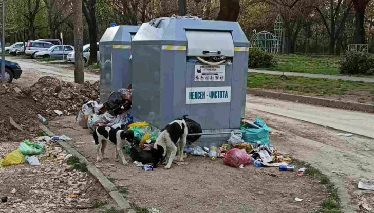 20-тонната машина пропада в разкопаните участъци от ВиКВъв връзка с