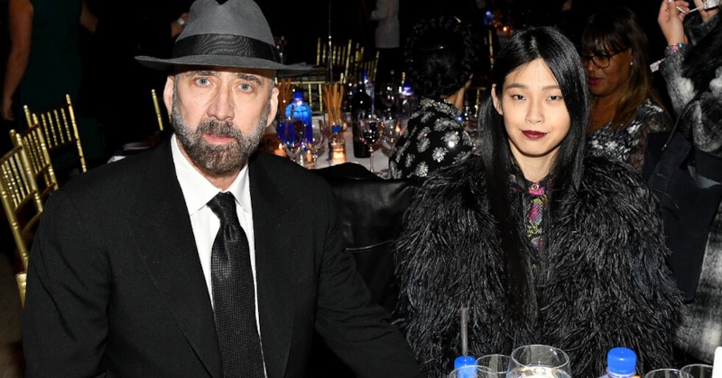 Това е първото дете на звездата от съпругата му Рико