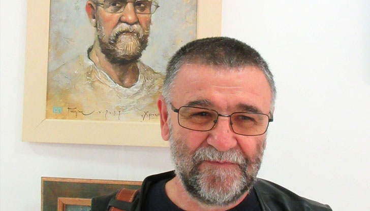 ТИ НЕ СИ НАСКО, А ИДИОТПри това си най-обикновен идиот.