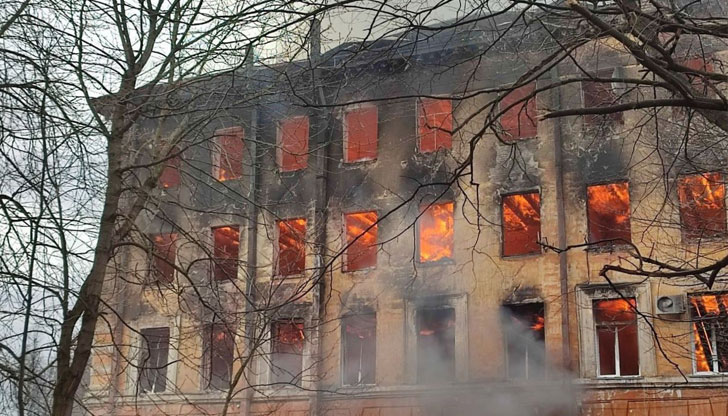 24 са ранените, част от тях са настанени в болнициПотушен