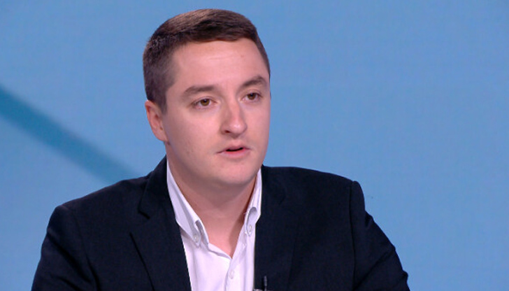 "Борисов иска изпращане на оръжия на всяка цена, готов е