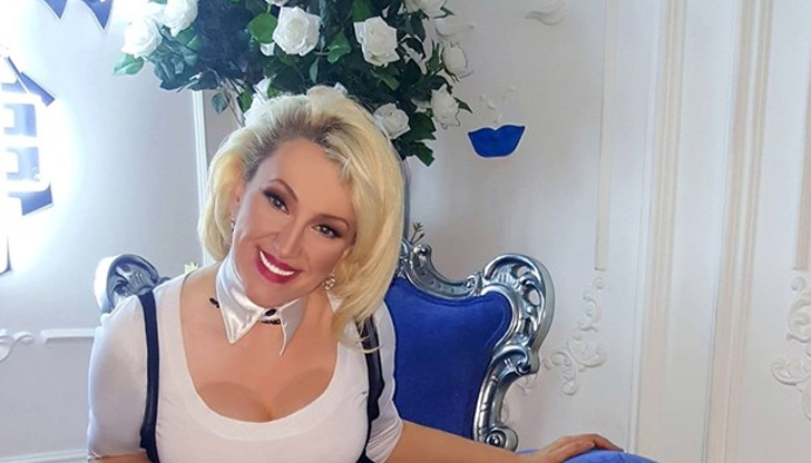 Сашка Васева ще остане за лечение в ГерманияПевицата има подобрение