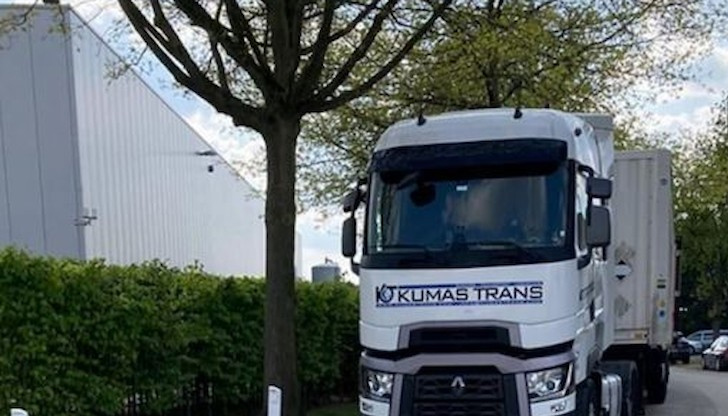 35 български шофьори на ТИР-ове са били свалени от кабините