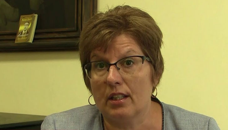 Да се въведе допълващ стандарт за здравен кабинет в училищата,