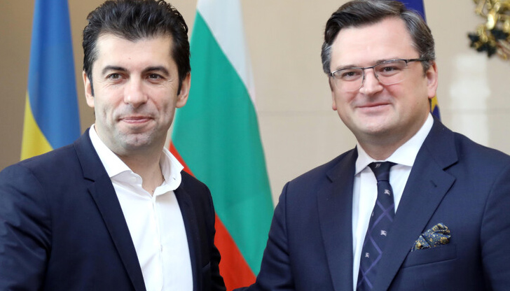 Украйна е поискала официално оръжия от България. Това е станало