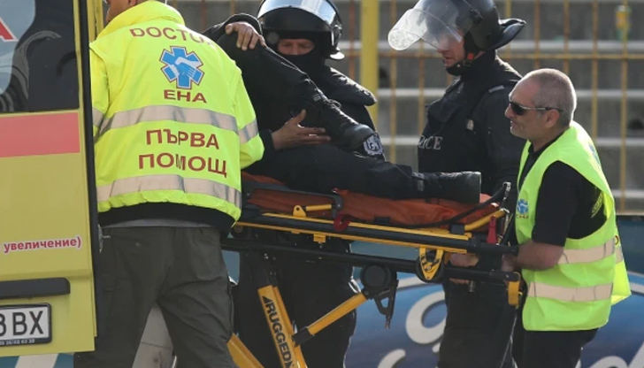 Грозни сцени по време на мача между "Левски" и "Ботев"