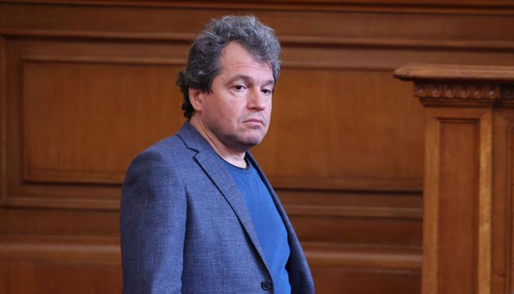 Втори ден без решение на парламента за дофинансирането на АПИ.