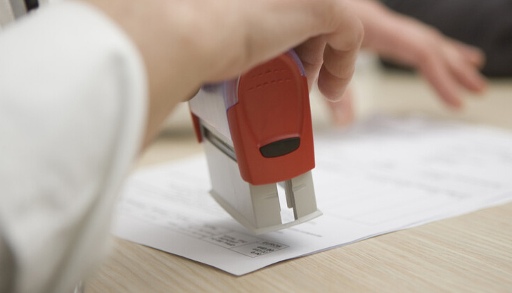 Причината са постъпилите множество становища, които трябва да бъдат разгледани74