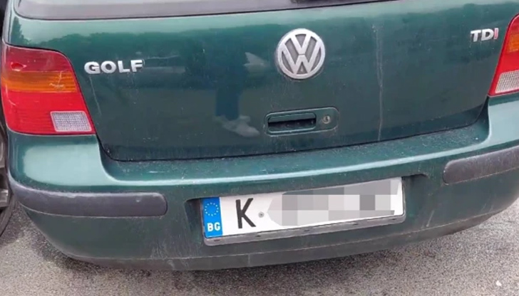 Автомобил с български номера е сред обстрелваните от танкове край