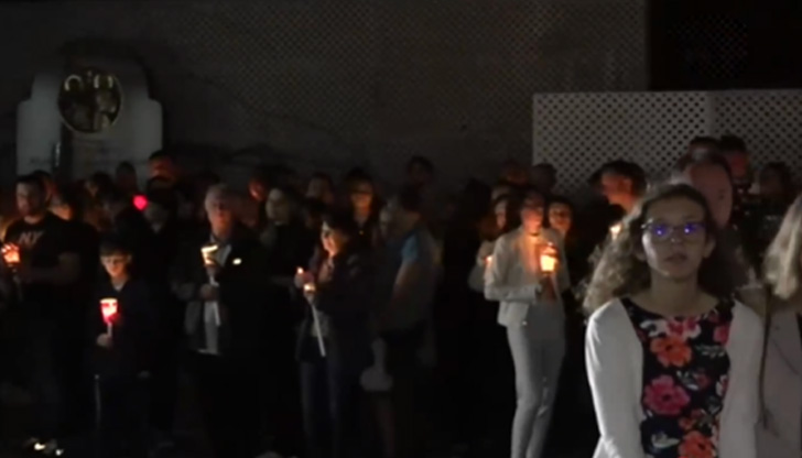 Българската църква в Чикаго за първи път от 2 години