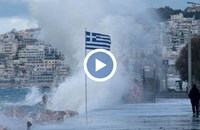 Турист изчезна по време на силна буря в Гърция