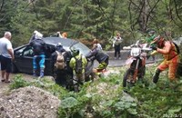 Жена "излетя" с колата си от пътя за Лилково, мотористи ѝ се притекоха на помощ